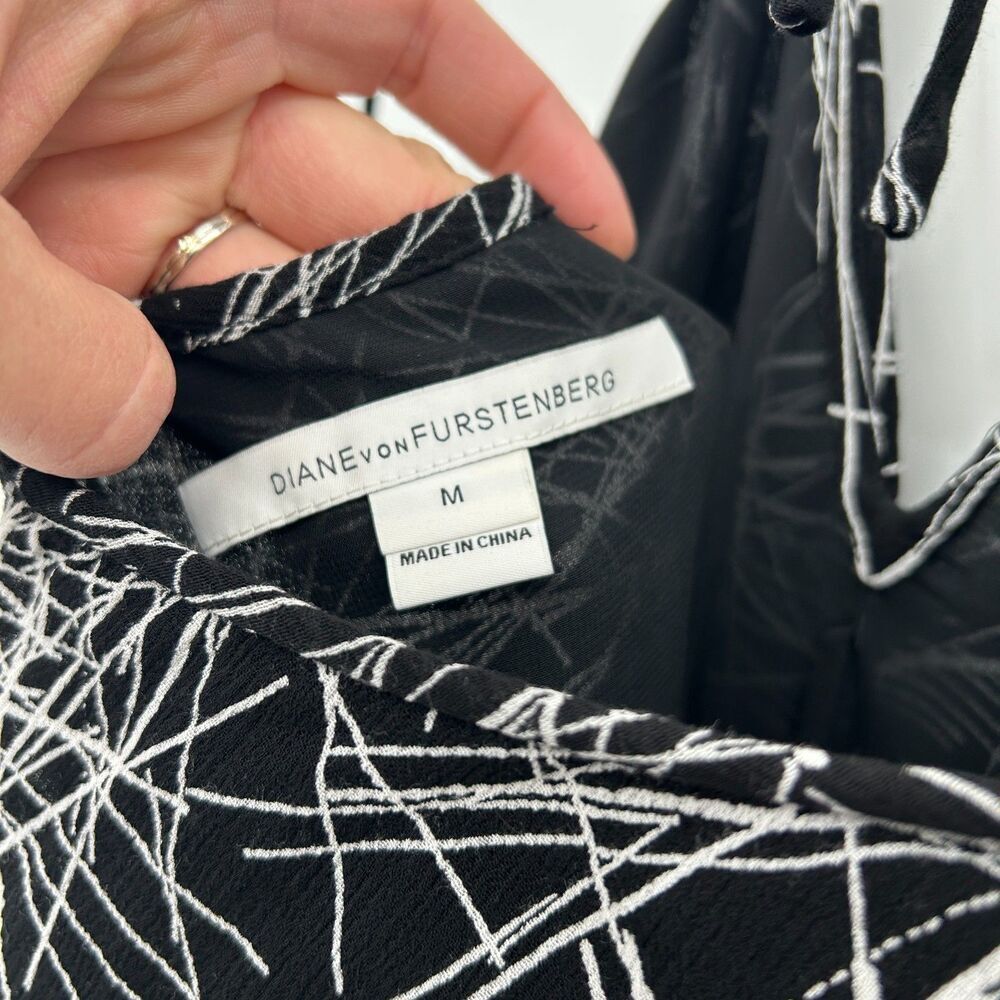 DIANE VON FURSTENBERG Black White Tiered Light Halter Mini Shift Dress Medium - Picture 8 of 9